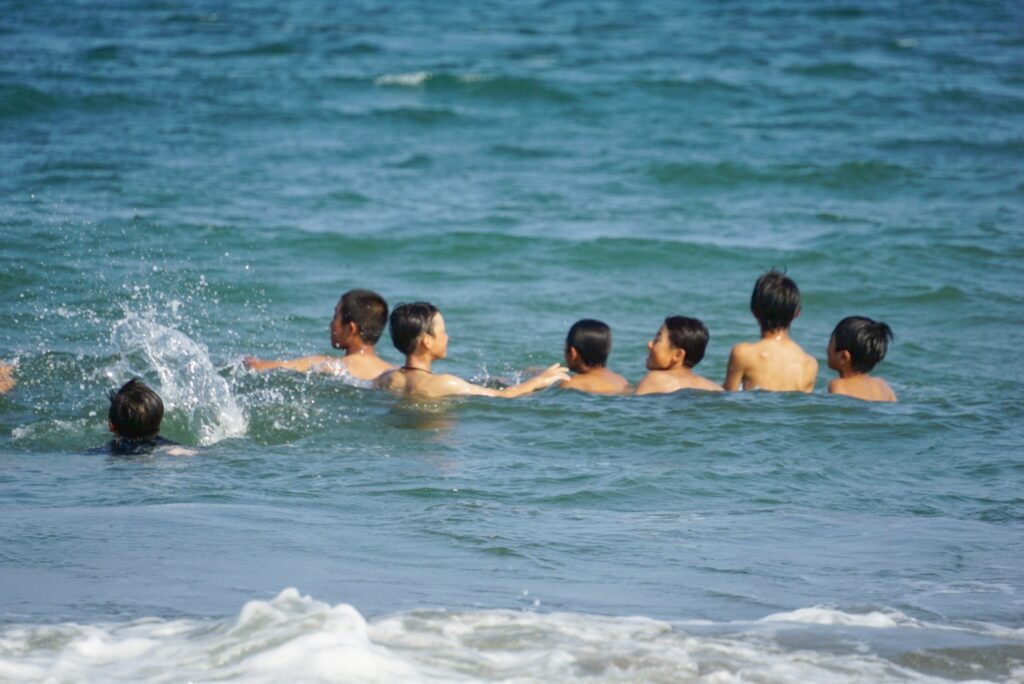 海で遊ぶ①　千葉県市原市　少年野球チーム　三和クラブ活動記録